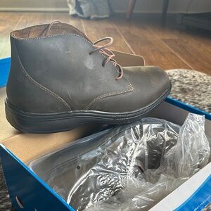 Men's Dark Brown Chukka Boots